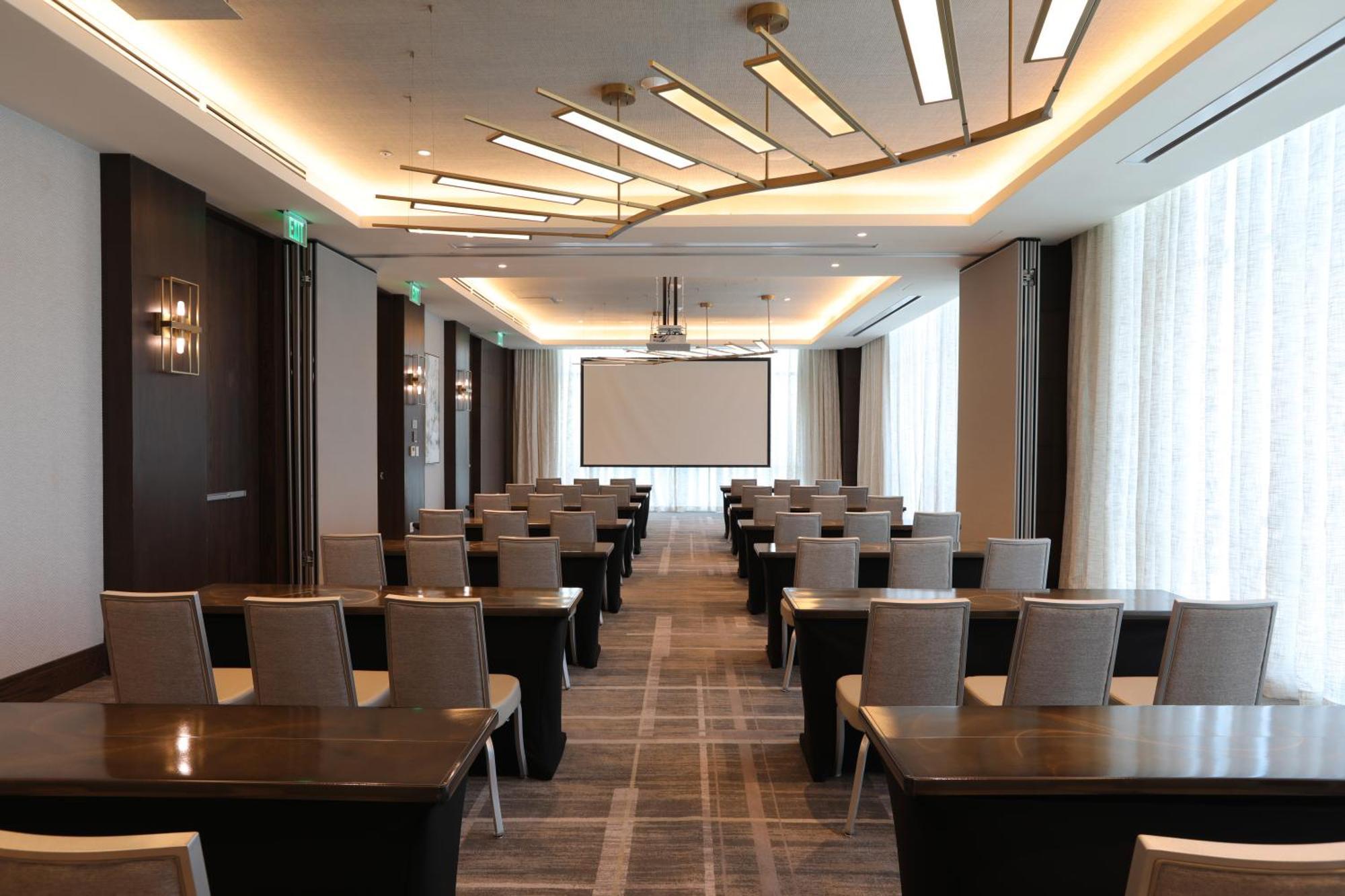 فندق Courtyard By Marriott Santo Domingo Piantini المظهر الخارجي الصورة